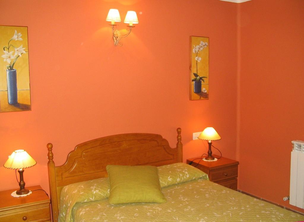 Apartamentos Casa Gallan Sarvisé Zimmer foto