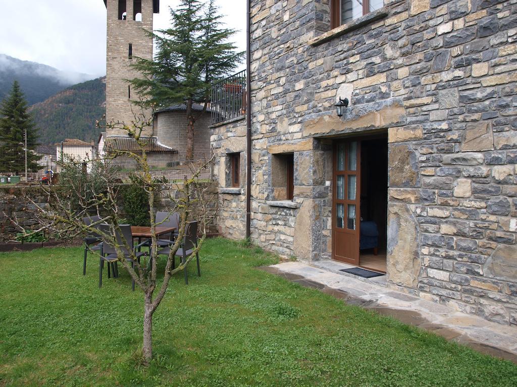Apartamentos Casa Gallan Sarvisé Zimmer foto