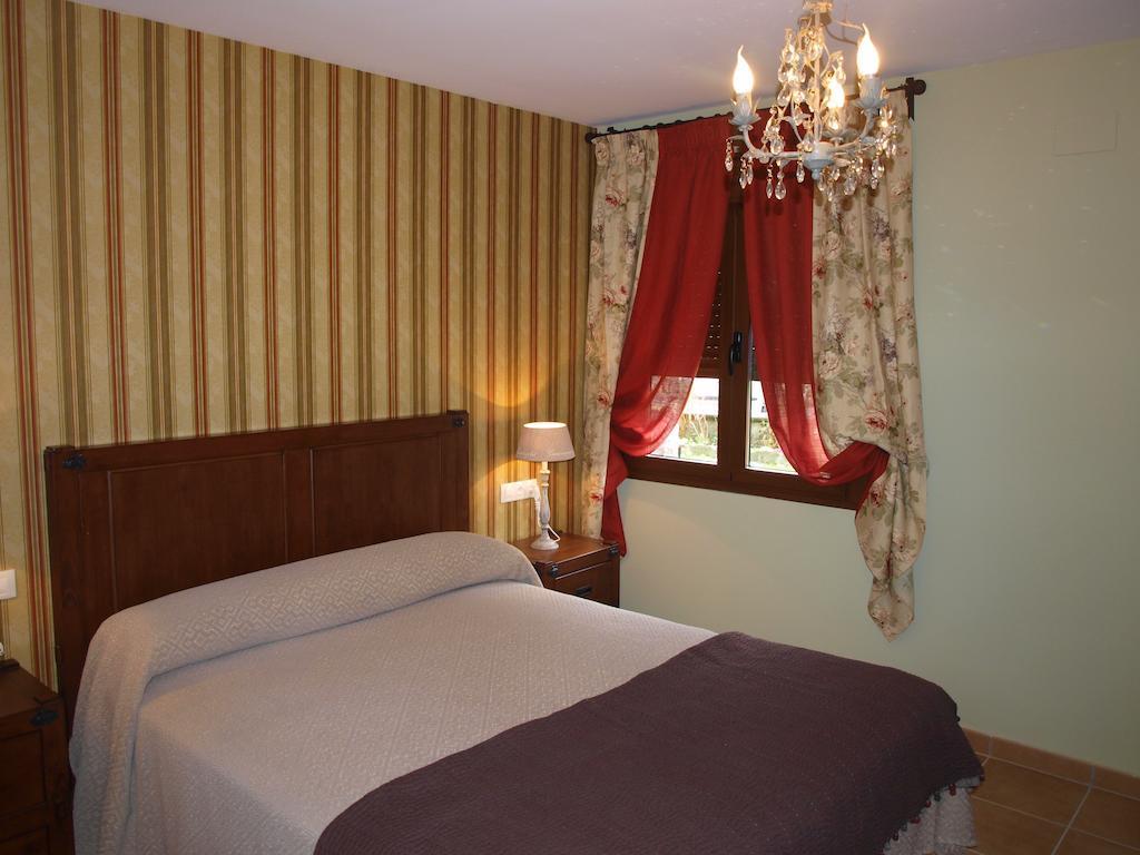 Apartamentos Casa Gallan Sarvisé Zimmer foto